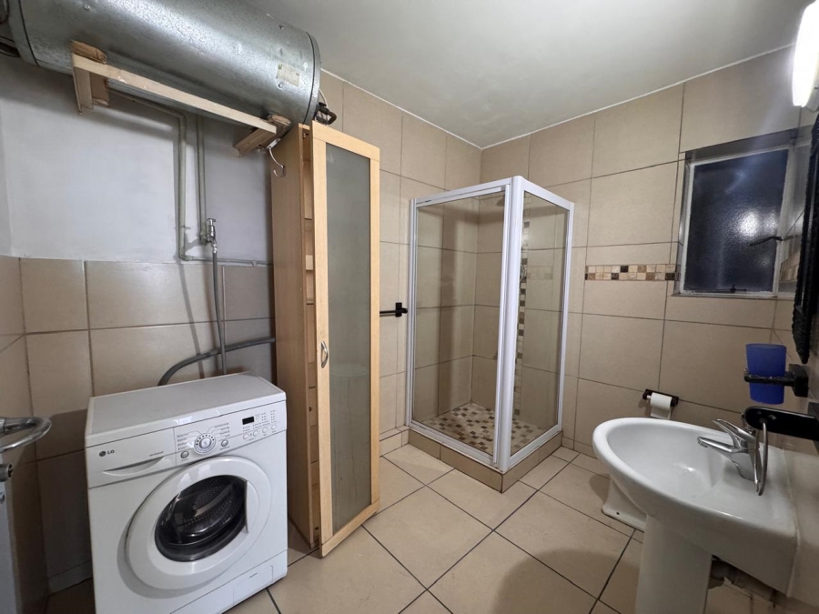 To Let 1 Bedroom Property for Rent in Strand North Western Cape
